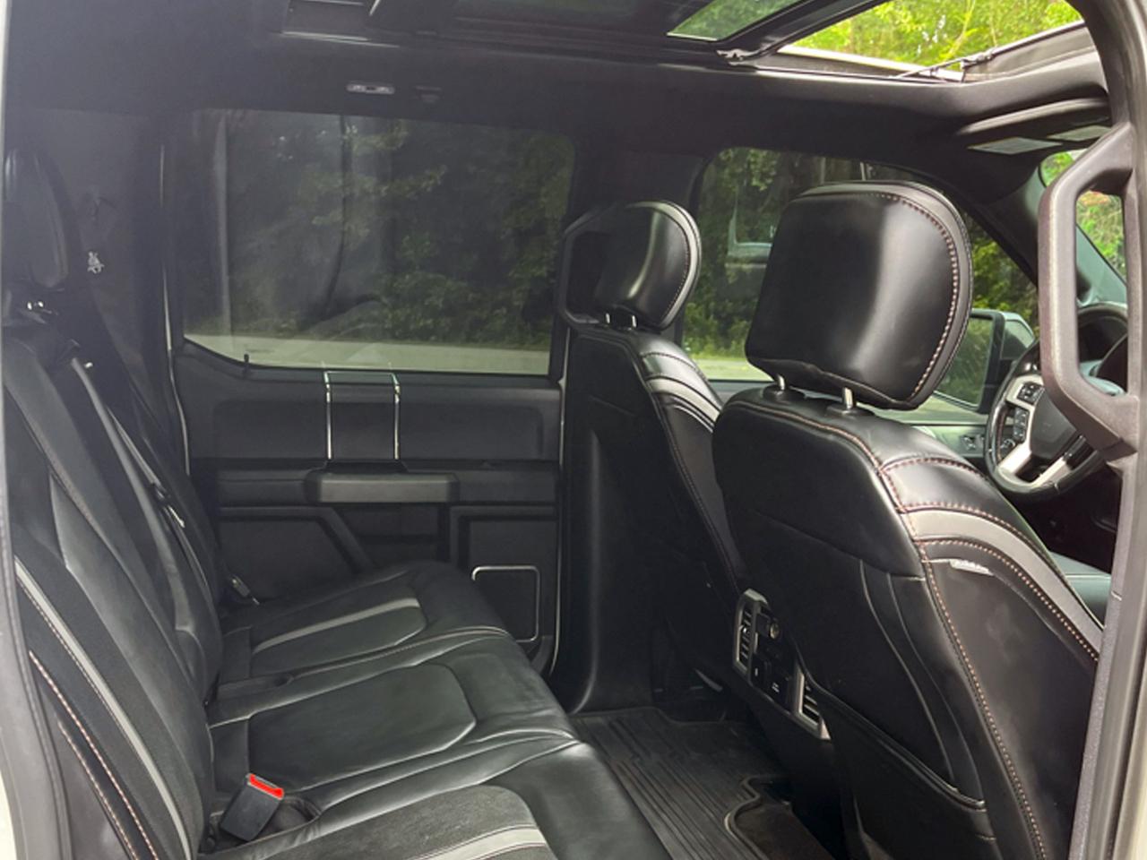 Ford F-150 4WD SuperCrew 157" Platinum 2019