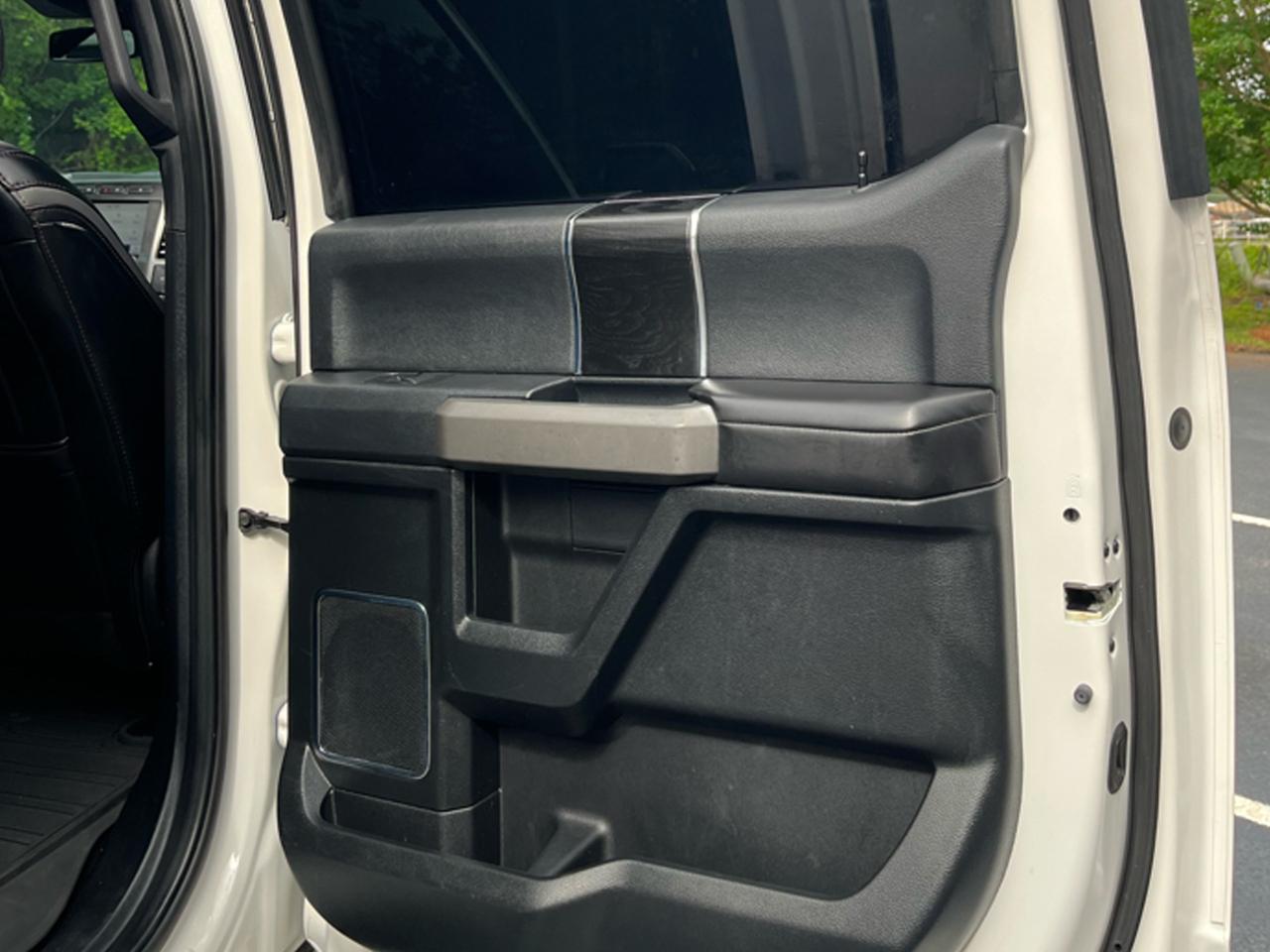 Ford F-150 4WD SuperCrew 157" Platinum 2019