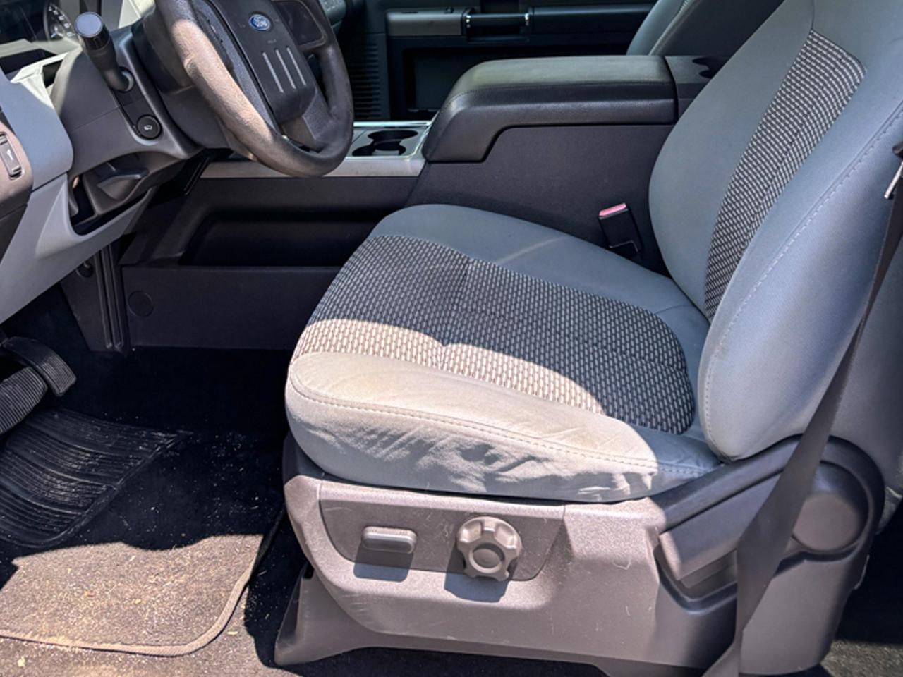 Ford Super Duty F-350 SRW 4WD Crew Cab 156" XLT 2012