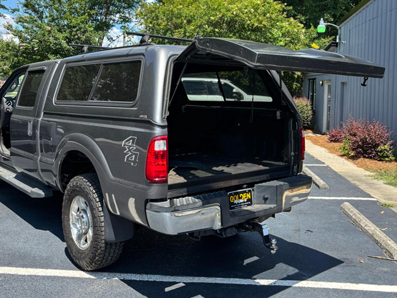 Ford Super Duty F-350 SRW 4WD Crew Cab 156" XLT 2012
