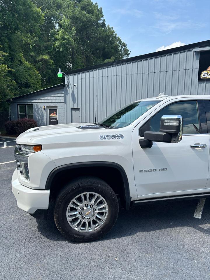 Chevrolet Silverado 2500HD 4WD Crew Cab 159" High Country 2022