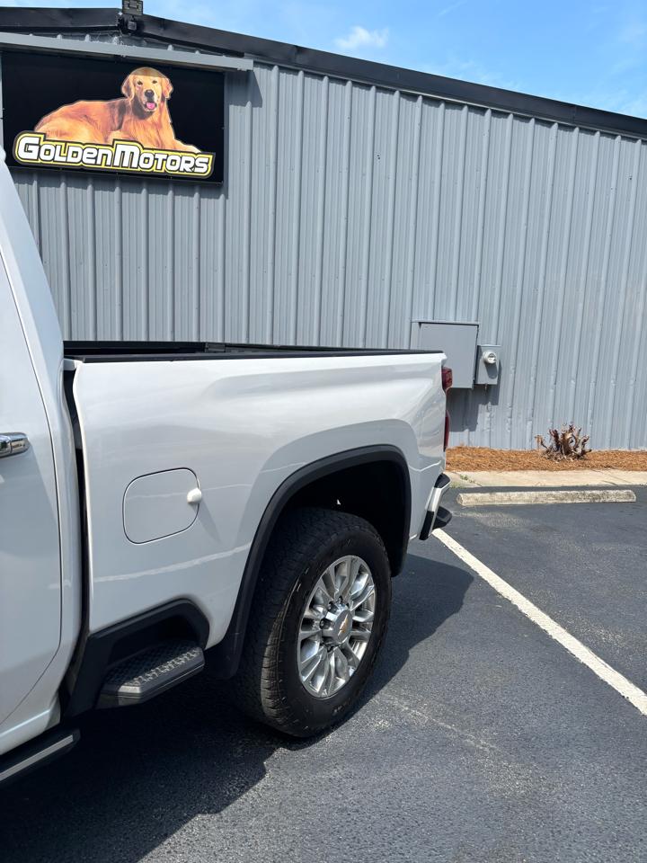 Chevrolet Silverado 2500HD 4WD Crew Cab 159" High Country 2022