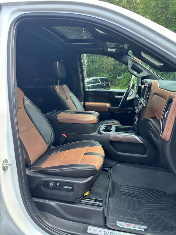 Chevrolet Silverado 2500HD 4WD Crew Cab 159" High Country 2022