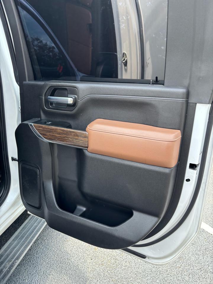 Chevrolet Silverado 2500HD 4WD Crew Cab 159" High Country 2022