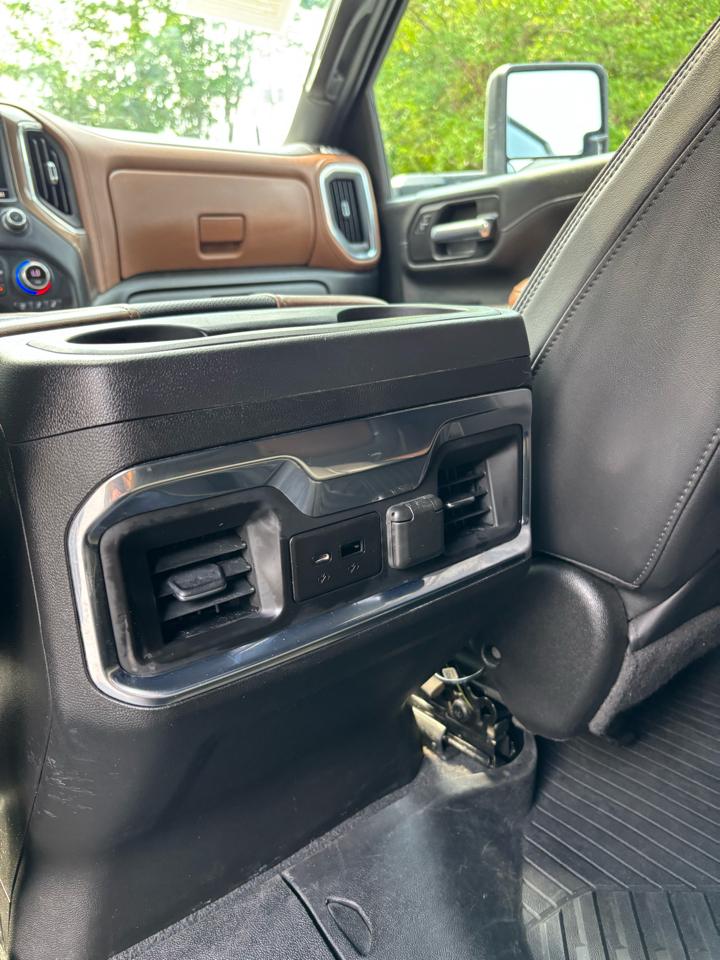 Chevrolet Silverado 2500HD 4WD Crew Cab 159" High Country 2022