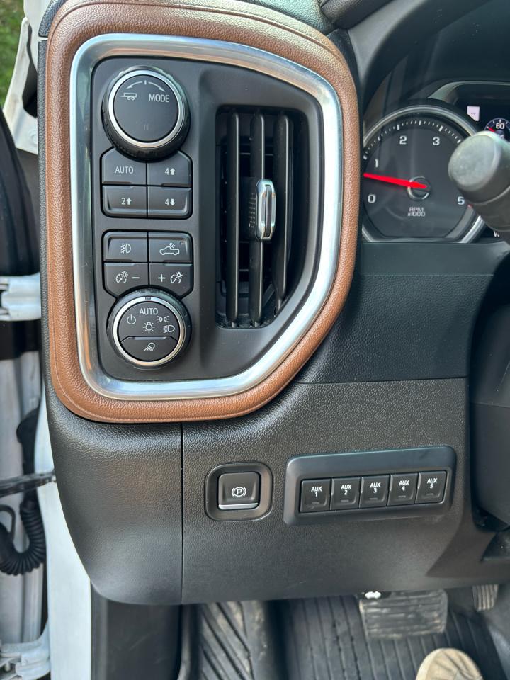 Chevrolet Silverado 2500HD 4WD Crew Cab 159" High Country 2022