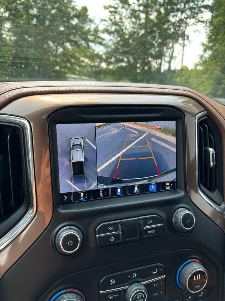 Chevrolet Silverado 2500HD 4WD Crew Cab 159" High Country 2022