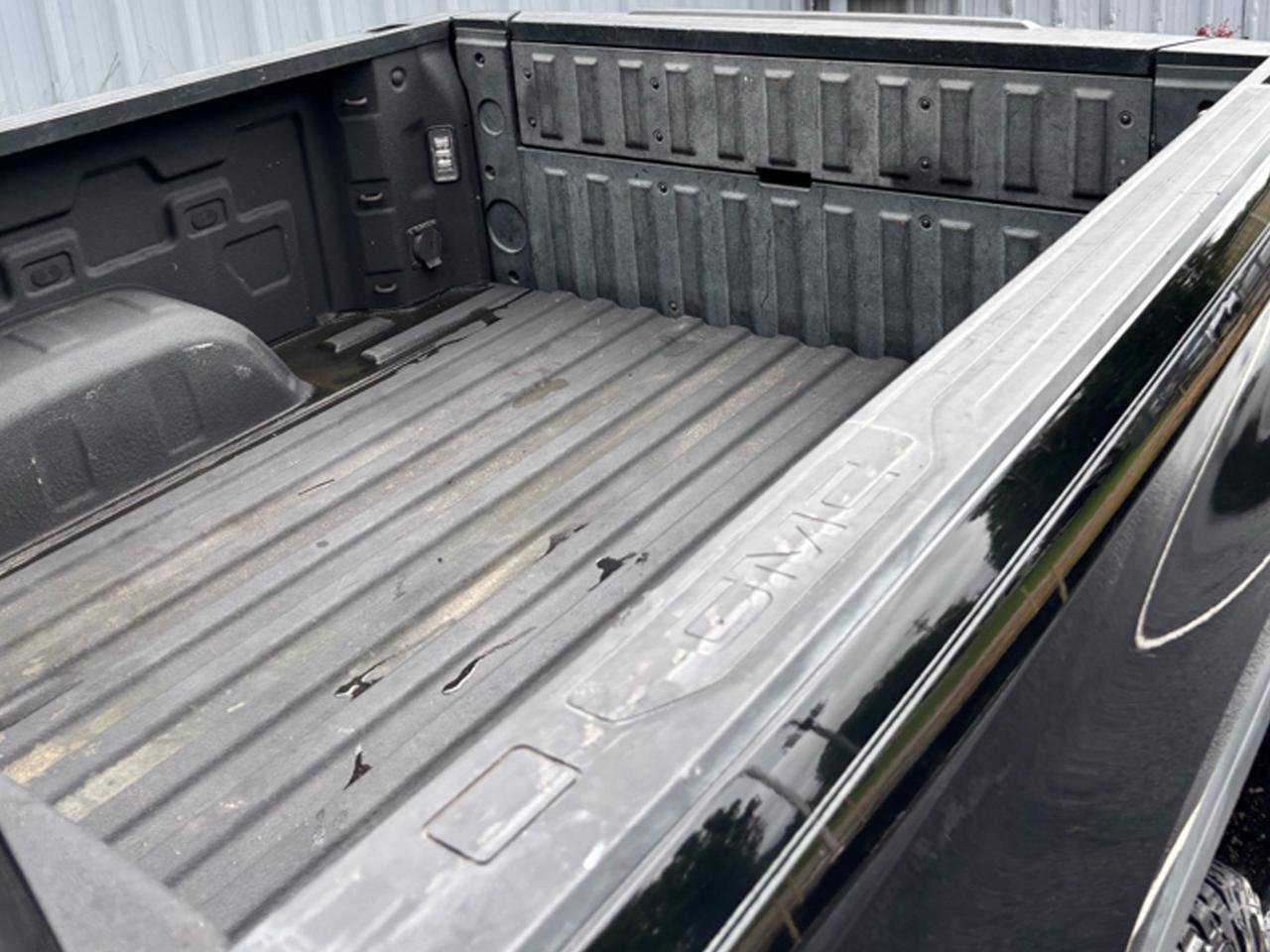 GMC Sierra 1500 4WD Crew Cab 147" AT4 2019