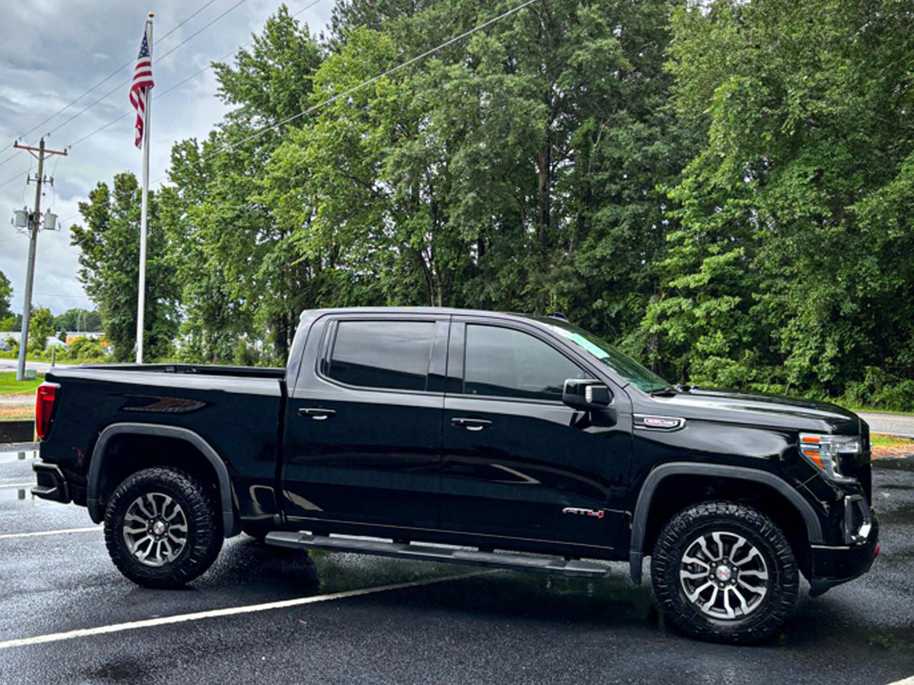 GMC Sierra 1500 4WD Crew Cab 147" AT4 2019