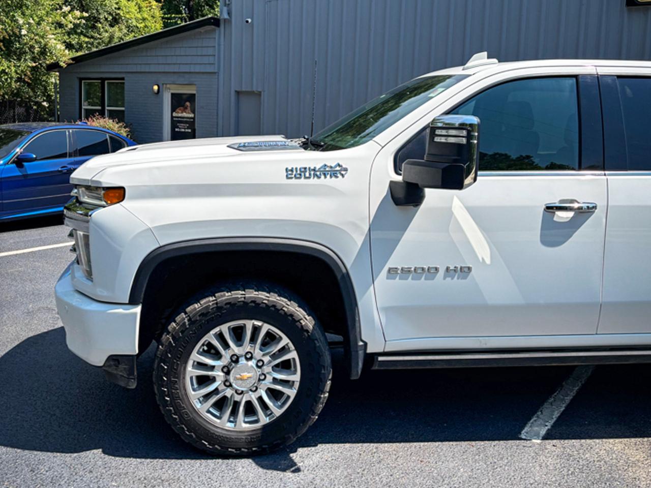 Chevrolet Silverado 2500HD 4WD Crew Cab 159" High Country 2022