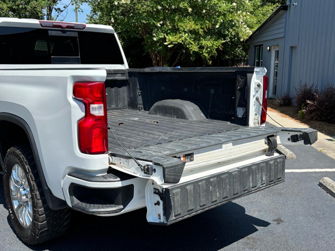 Chevrolet Silverado 2500HD 4WD Crew Cab 159" High Country 2022
