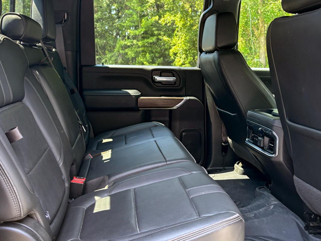 Chevrolet Silverado 2500HD 4WD Crew Cab 159" High Country 2022