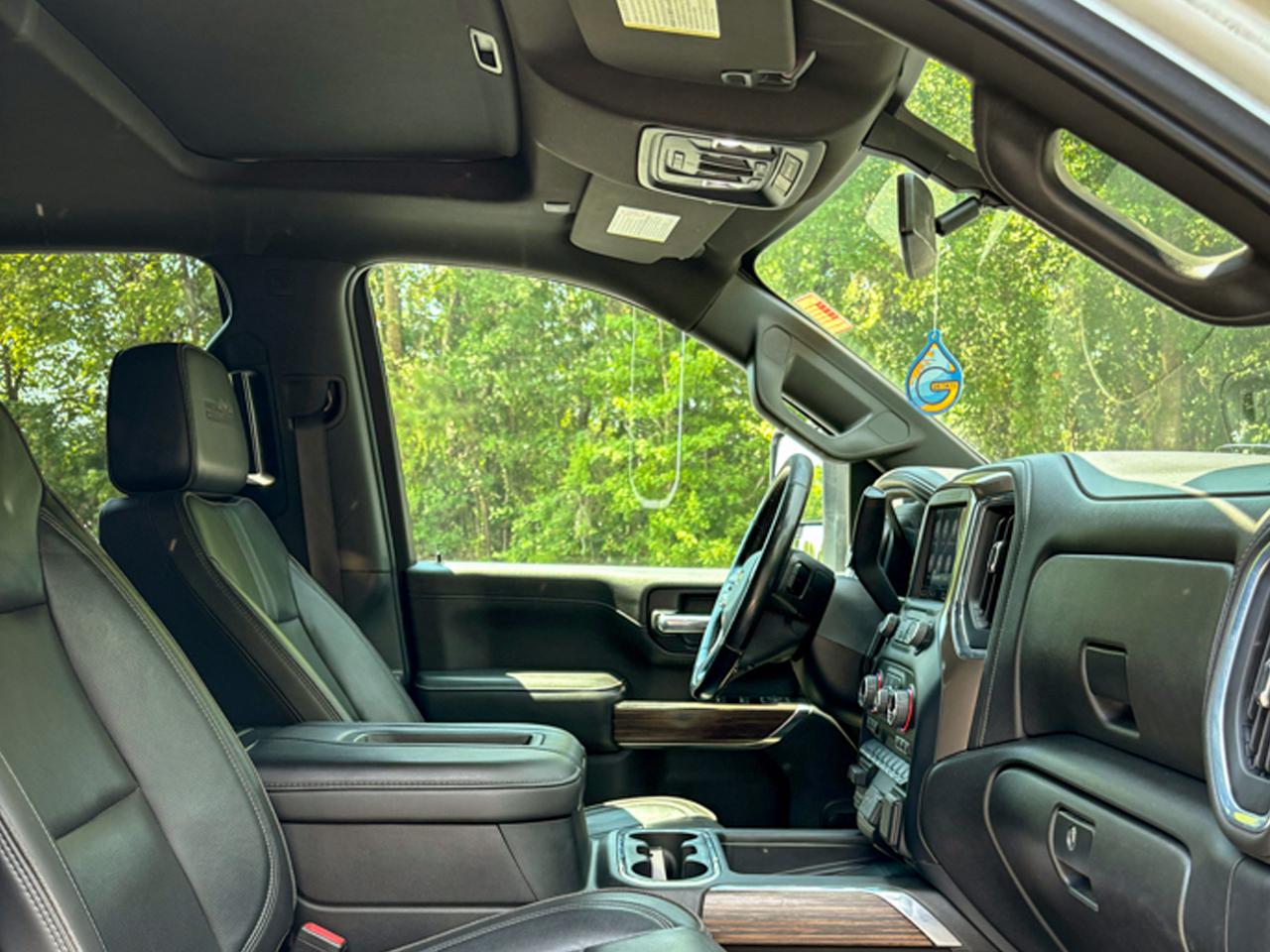 Chevrolet Silverado 2500HD 4WD Crew Cab 159" High Country 2022