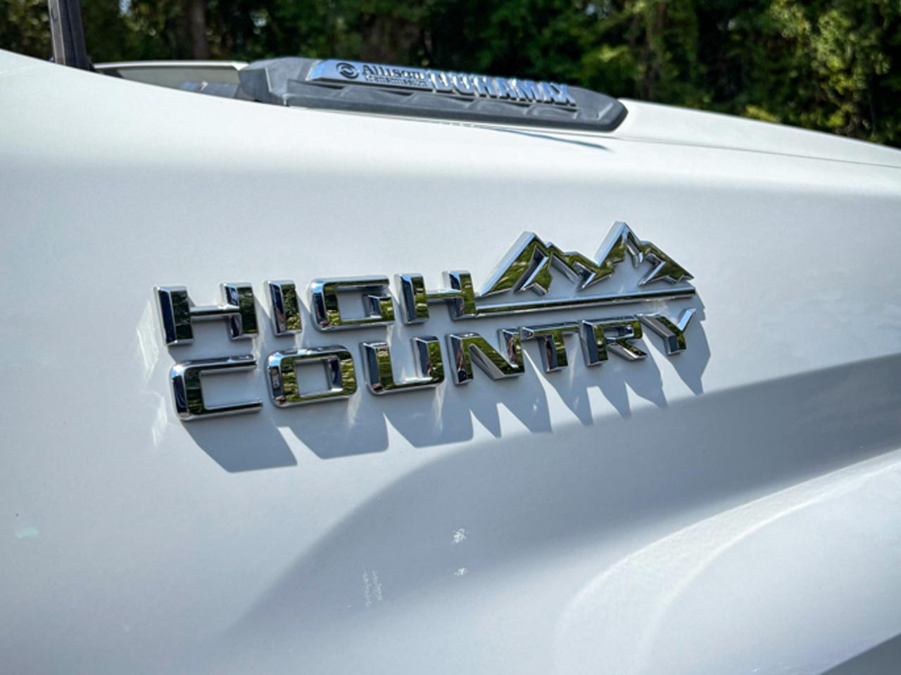 Chevrolet Silverado 2500HD 4WD Crew Cab 159" High Country 2022