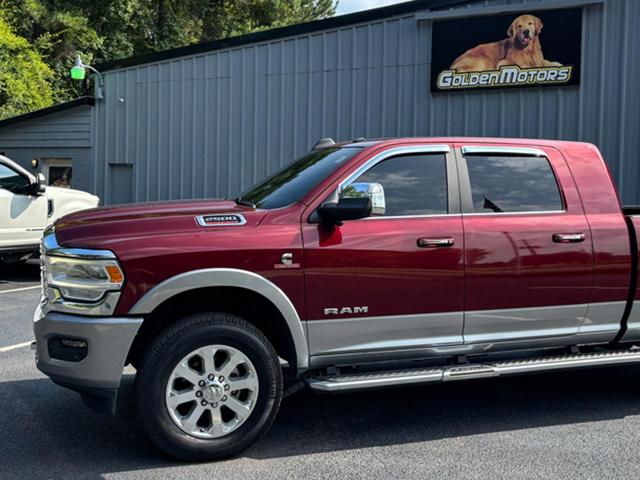 RAM 2500 Laramie 4x4 Mega Cab 6'4" Box 2021