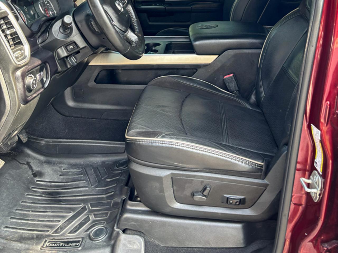 RAM 2500 Laramie 4x4 Mega Cab 6'4" Box 2021