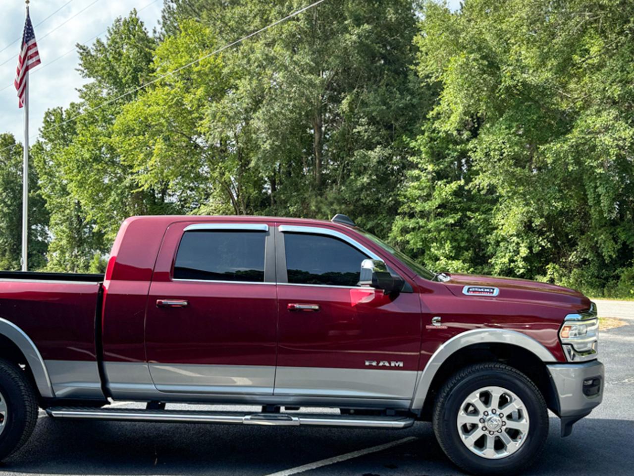 RAM 2500 Laramie 4x4 Mega Cab 6'4" Box 2021