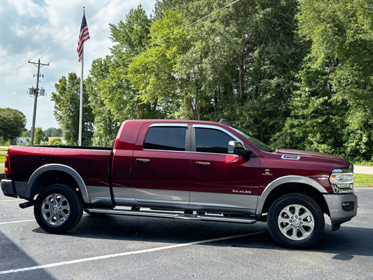 RAM 2500 Laramie 4x4 Mega Cab 6'4" Box 2021