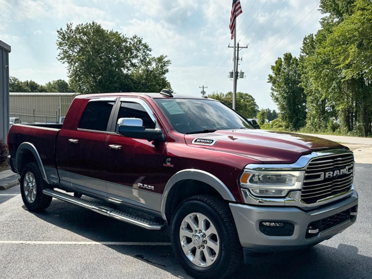 RAM 2500 Laramie 4x4 Mega Cab 6'4" Box 2021