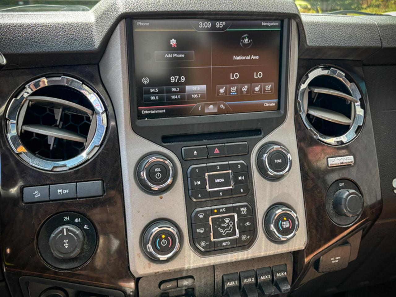 Ford Super Duty F-250 SRW  2015