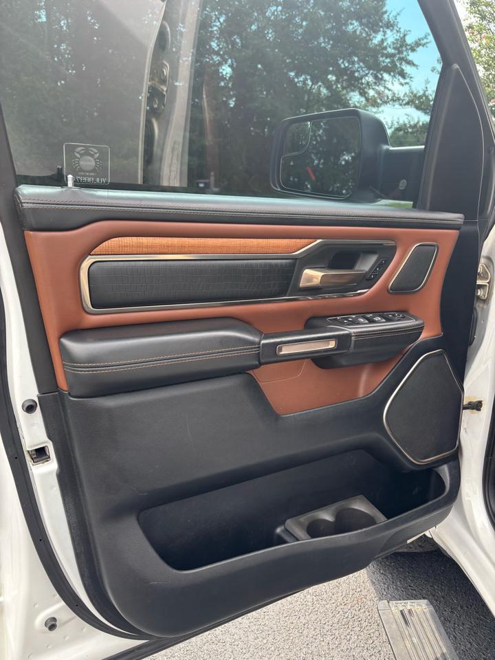 RAM 1500 Longhorn 4x4 Crew Cab 5'7" Box 2020