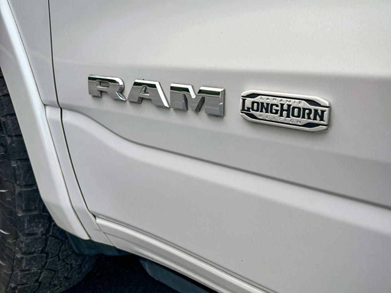 RAM 1500 Longhorn 4x4 Crew Cab 5'7" Box 2020