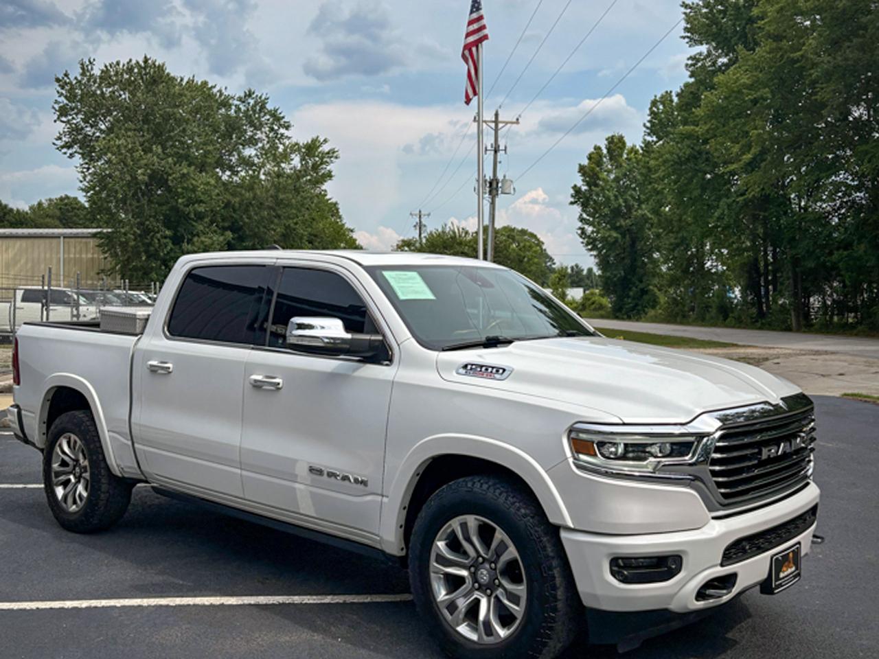 RAM 1500 Longhorn 4x4 Crew Cab 5'7" Box 2020