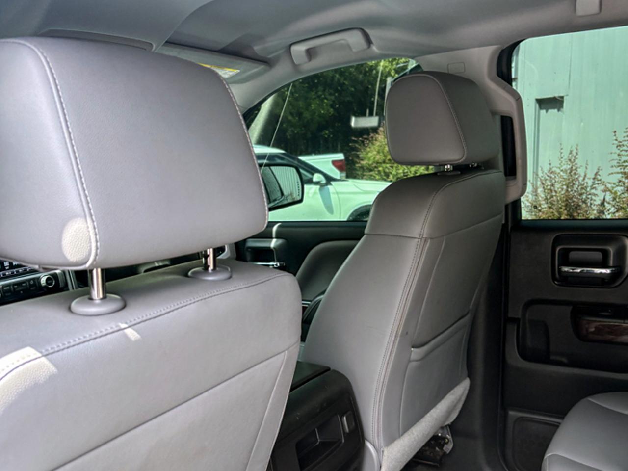 GMC Sierra 1500 4WD Crew Cab 143.5" SLT 2017