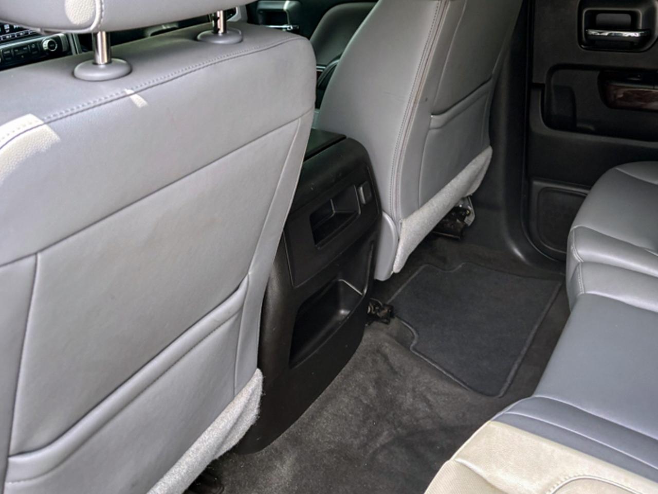 GMC Sierra 1500 4WD Crew Cab 143.5" SLT 2017