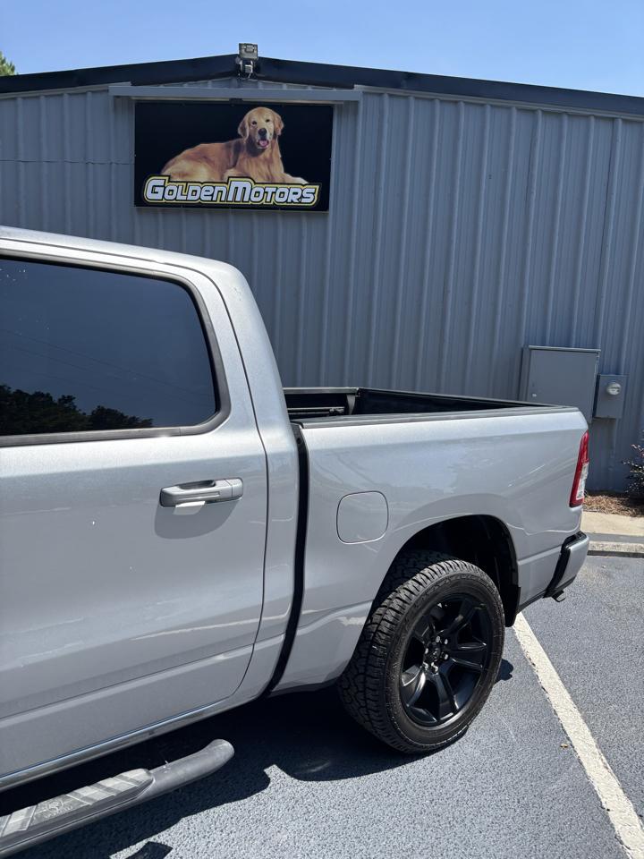 RAM 1500 Big Horn Crew Cab 4WD 2020