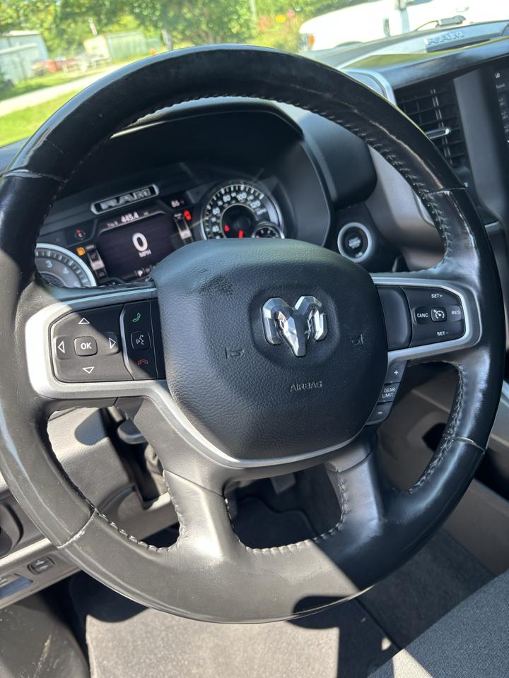 RAM 1500 Big Horn Crew Cab 4WD 2020