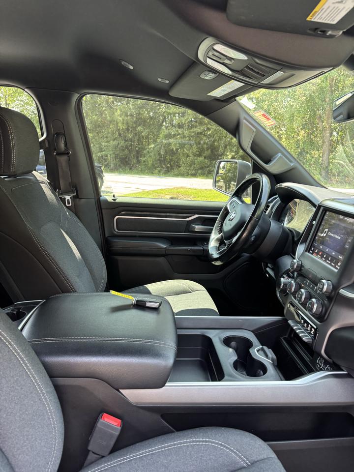 RAM 1500 Big Horn Crew Cab 4WD 2020