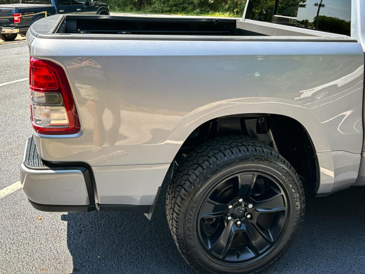 RAM 1500 Big Horn Crew Cab 4WD 2020