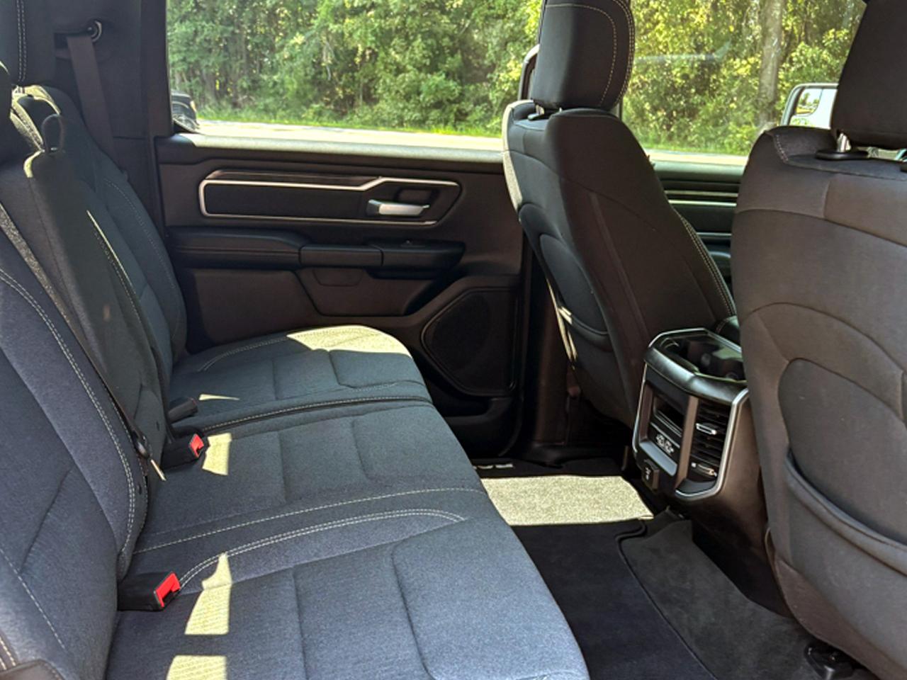RAM 1500 Big Horn Crew Cab 4WD 2020