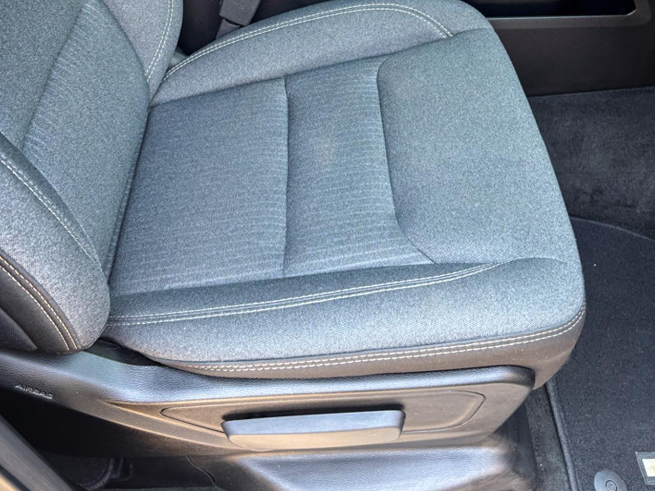 RAM 1500 Big Horn Crew Cab 4WD 2020