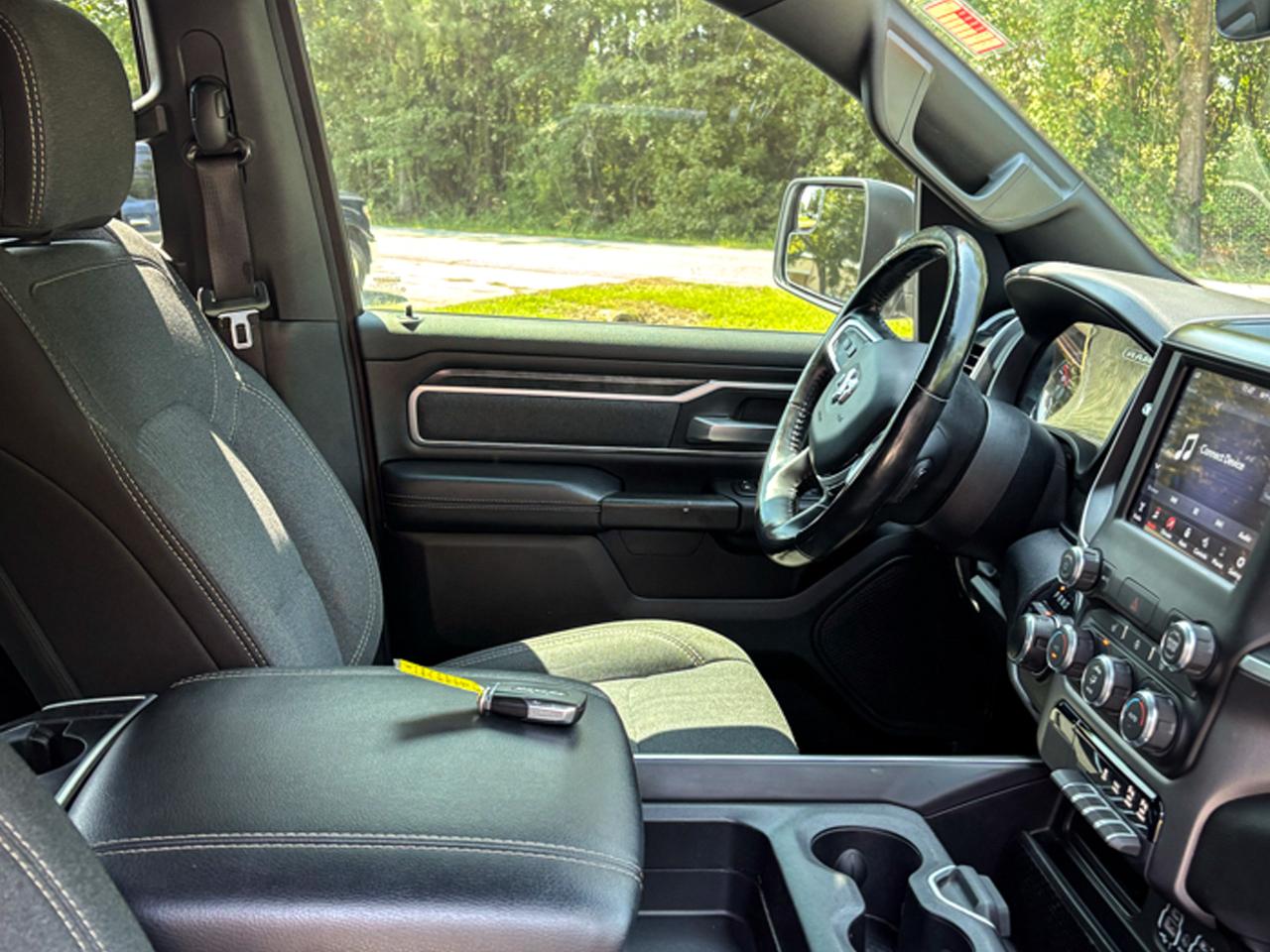 RAM 1500 Big Horn Crew Cab 4WD 2020