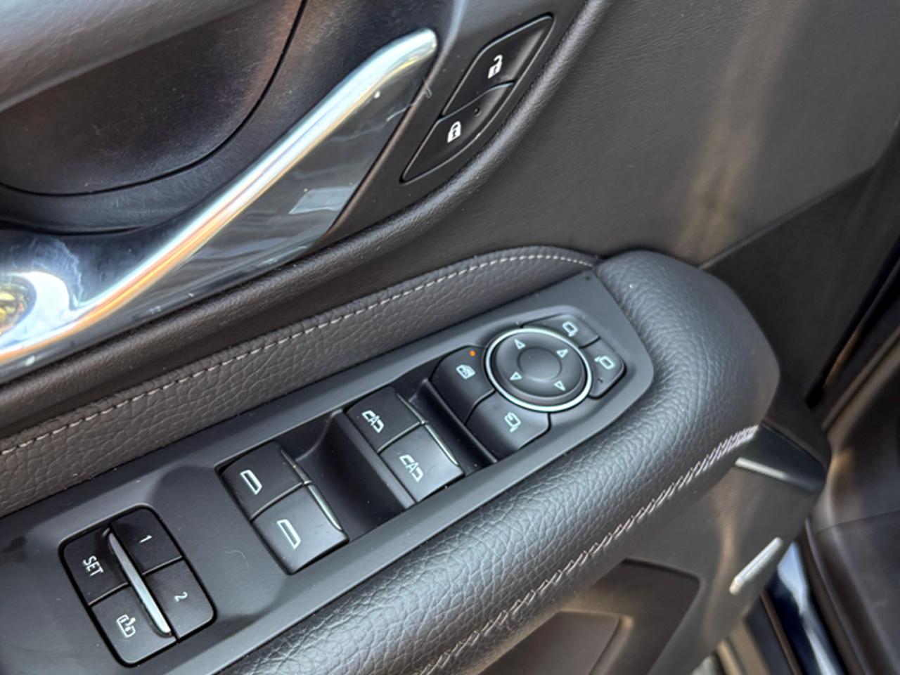 GMC Yukon 2WD 4dr Denali 2021