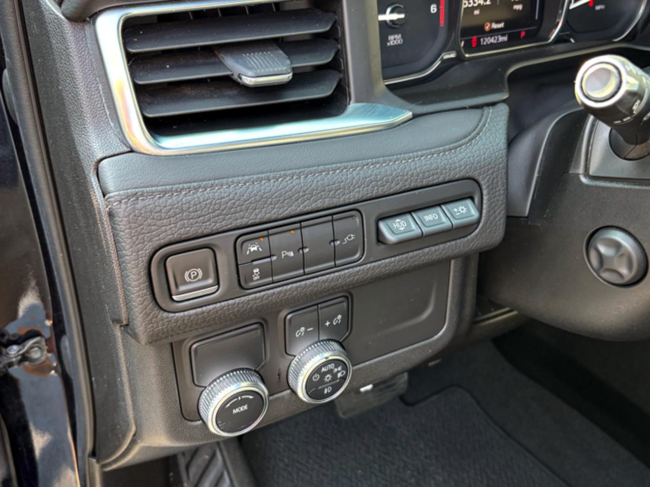 GMC Yukon 2WD 4dr Denali 2021
