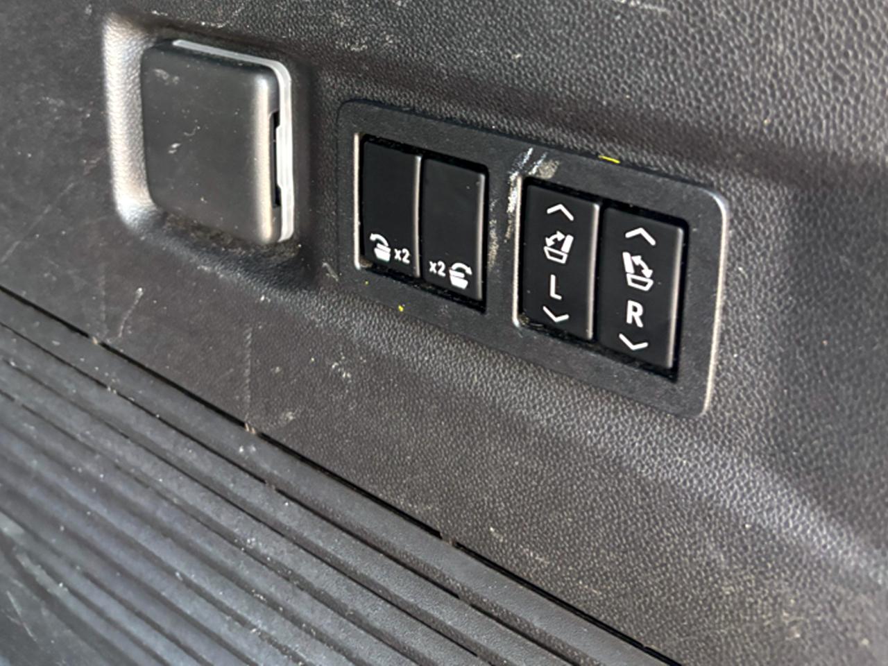 GMC Yukon 2WD 4dr Denali 2021