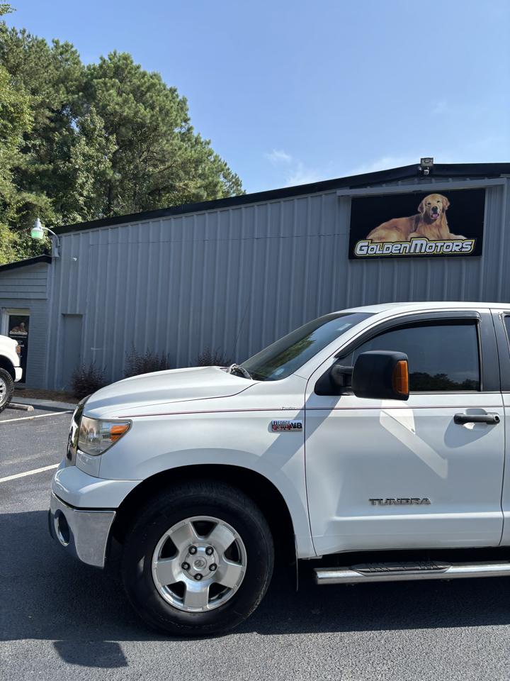 Toyota Tundra 2WD Double 145.7" 5.7L V8 SR5 (Natl 2007