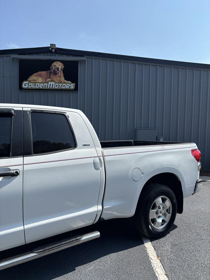 Toyota Tundra 2WD Double 145.7" 5.7L V8 SR5 (Natl 2007