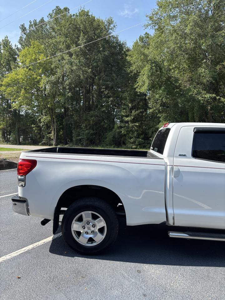 Toyota Tundra 2WD Double 145.7" 5.7L V8 SR5 (Natl 2007