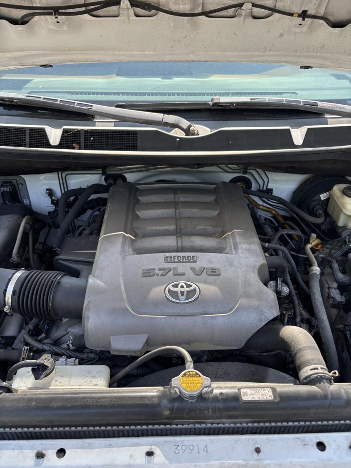 Toyota Tundra 2WD Double 145.7" 5.7L V8 SR5 (Natl 2007