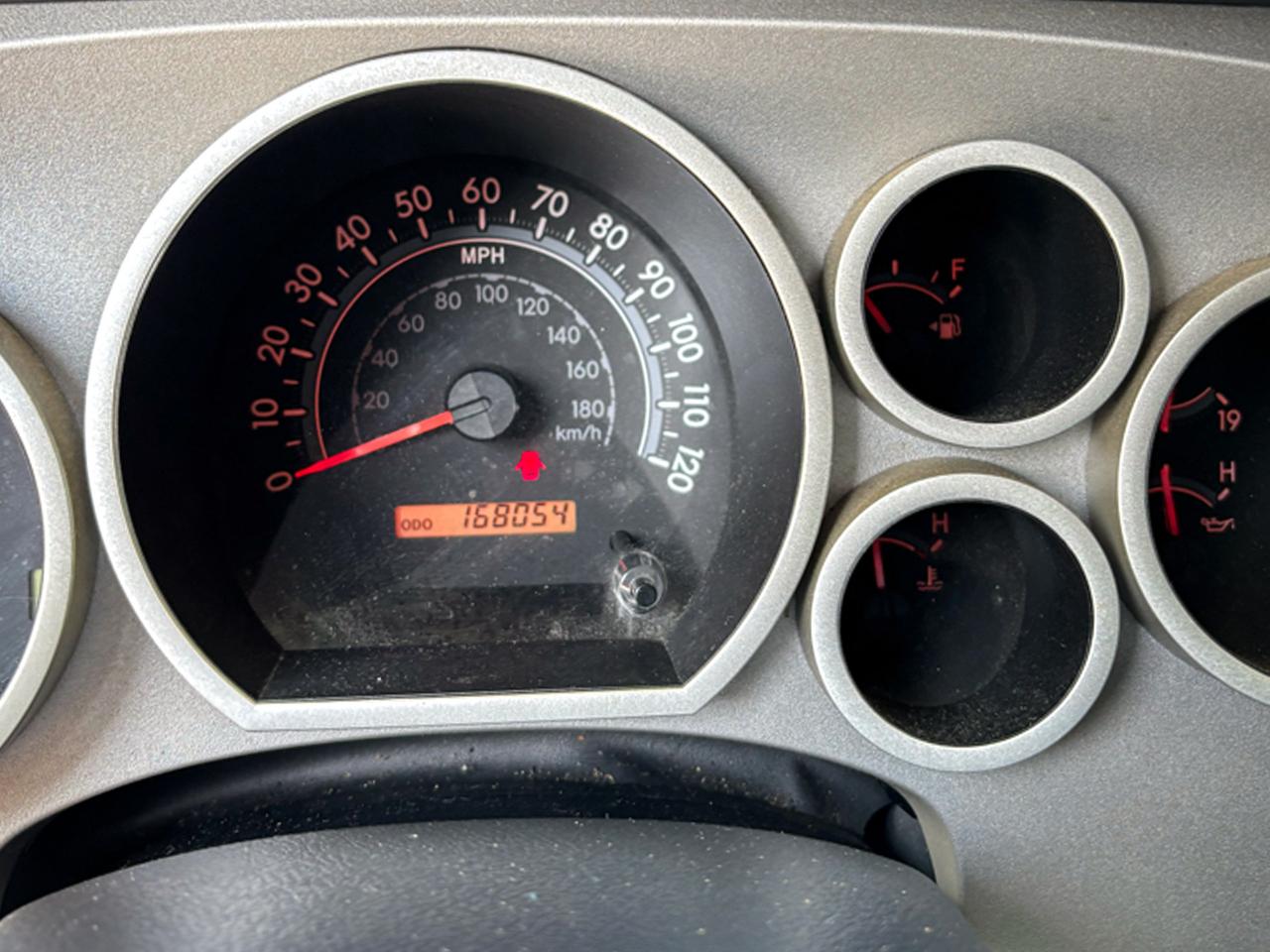 Toyota Tundra 2WD Double 145.7" 5.7L V8 SR5 (Natl 2007