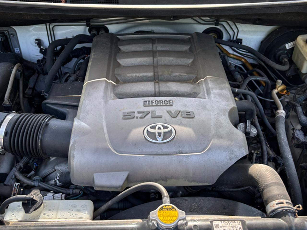 Toyota Tundra 2WD Double 145.7" 5.7L V8 SR5 (Natl 2007