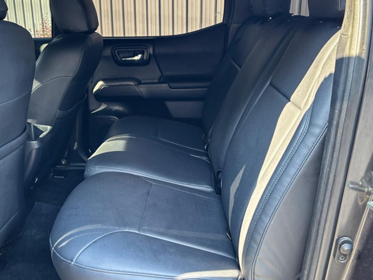 Toyota Tacoma 4WD  2019