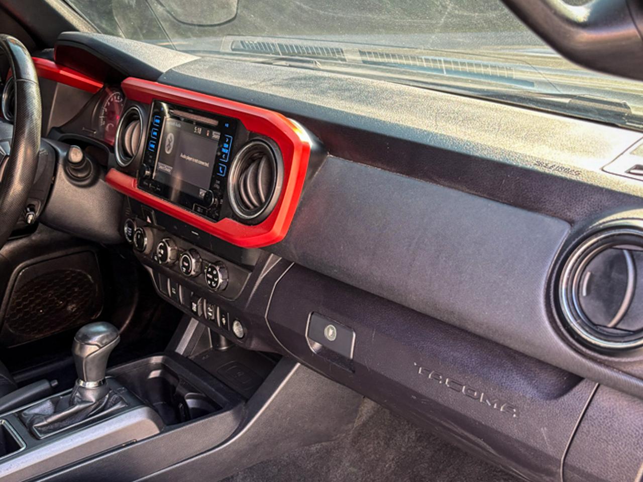 Toyota Tacoma 4WD  2019