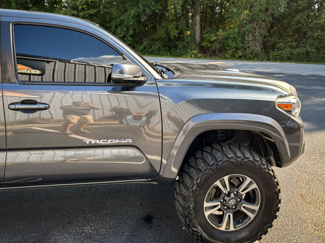 Toyota Tacoma 4WD  2019