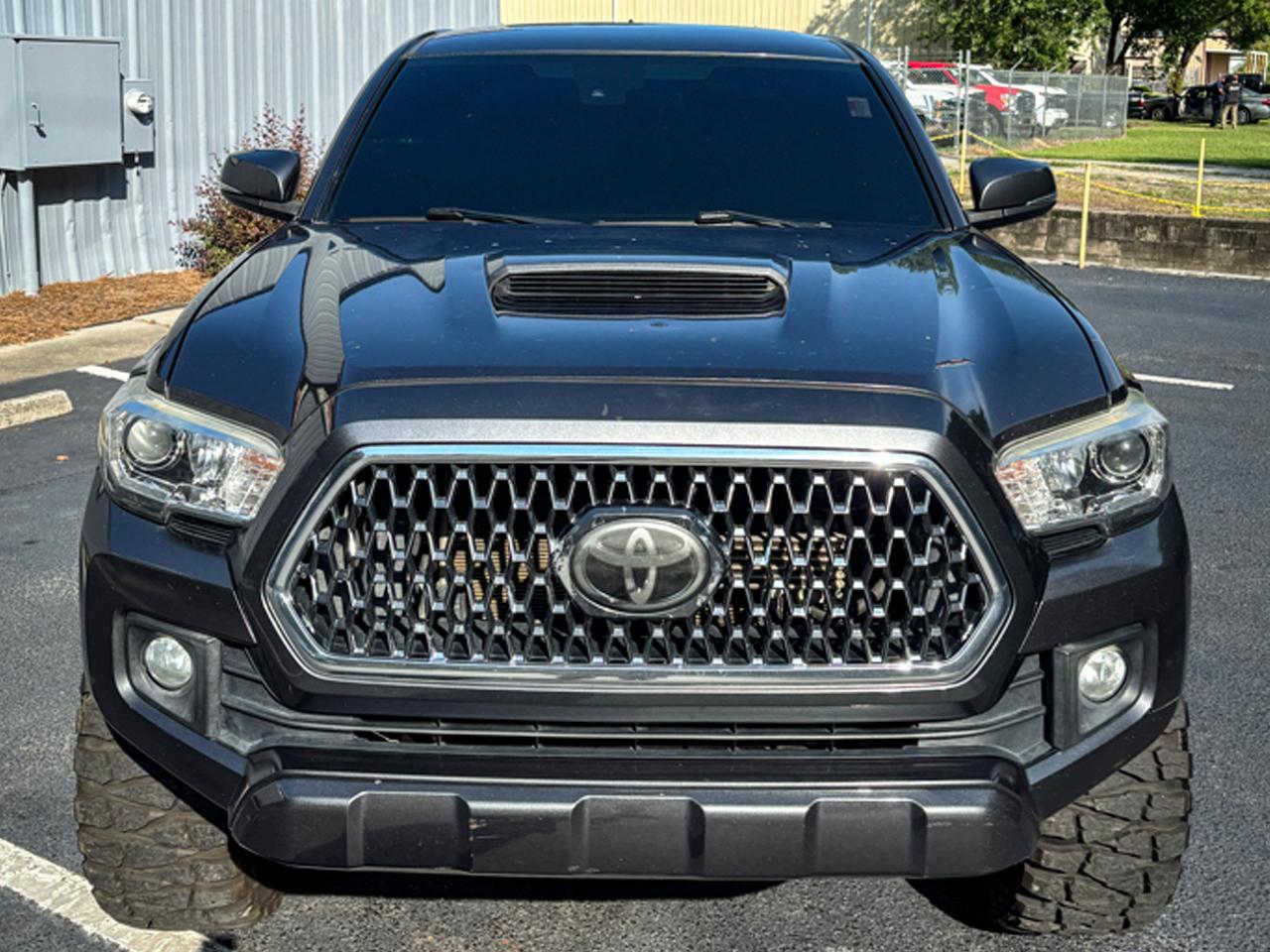 Toyota Tacoma 4WD  2019