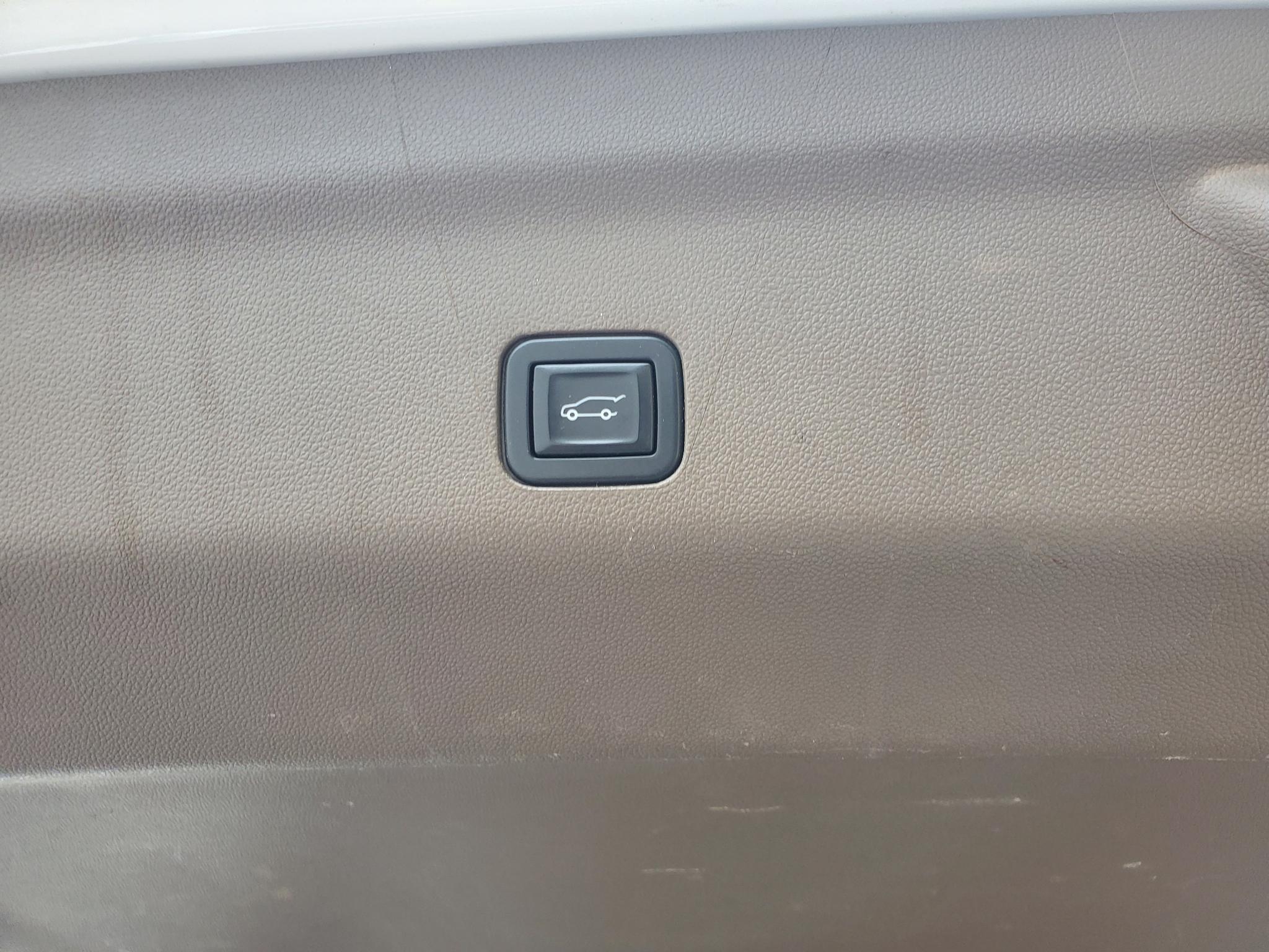 GMC Yukon XL  2021